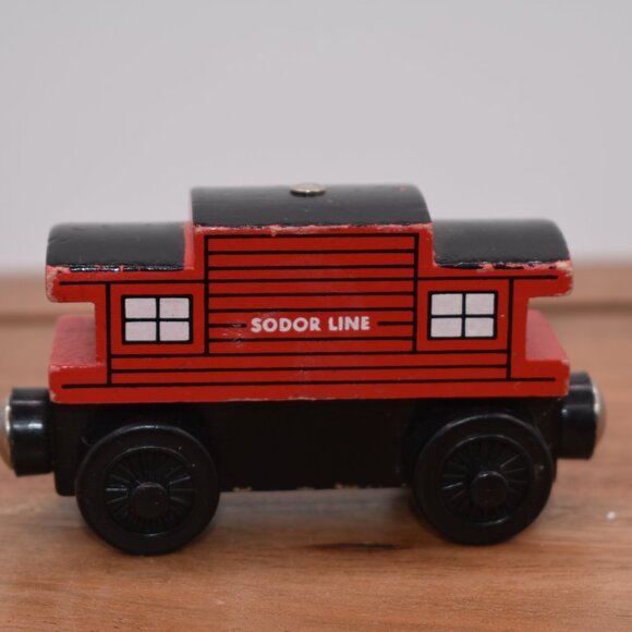 Red Sodor Line Caboose Thomas & Friends Wooden Railway Tank Engine Train Magneti - Picture 4 of 7